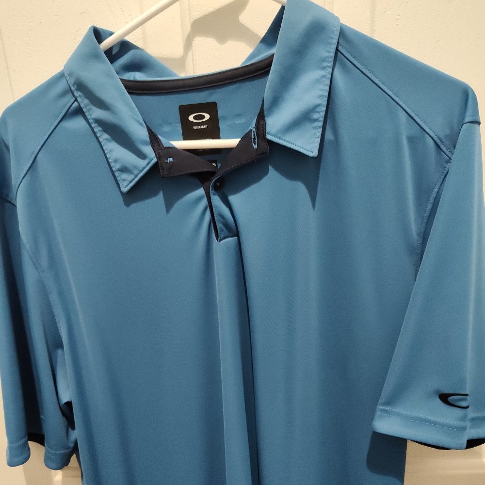 Oakley Polo